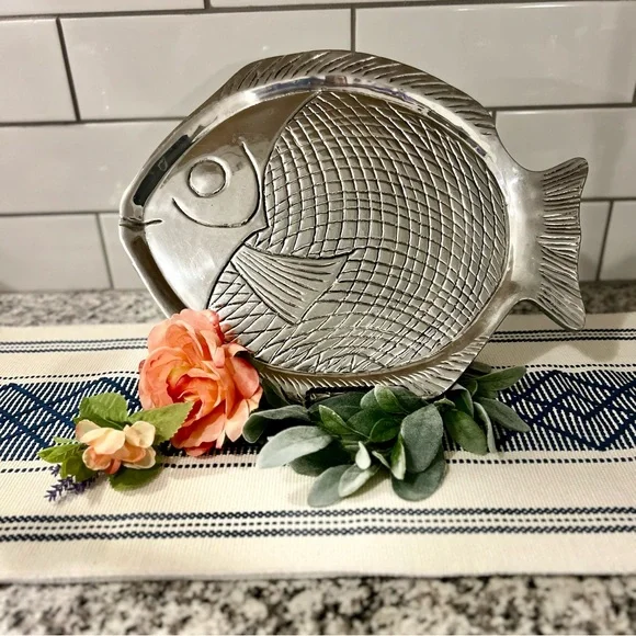 Large Vintage Hand-crafted in Mexico Art Mex Pewter Fish Platter Serving Tray - Picture 5 of 13